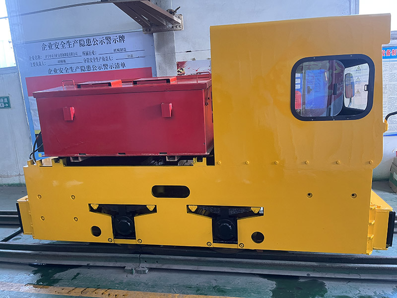 無(wú)人駕駛電機(jī)車