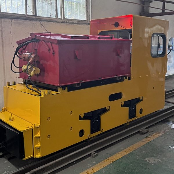 無(wú)人駕駛電機(jī)車