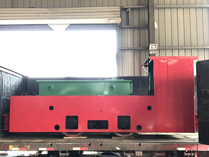 蓄電池電機(jī)車