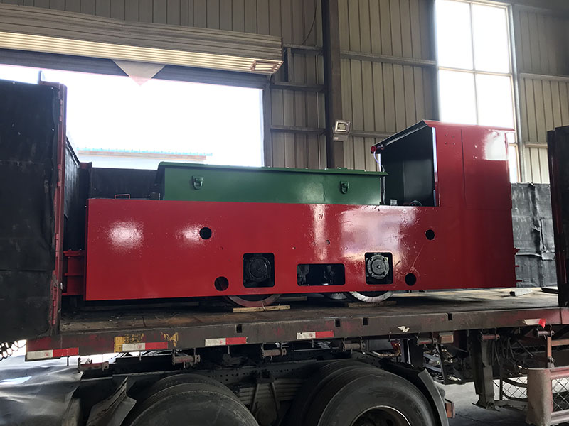 蓄電池電機(jī)車