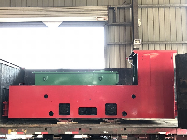 蓄電池電機(jī)車